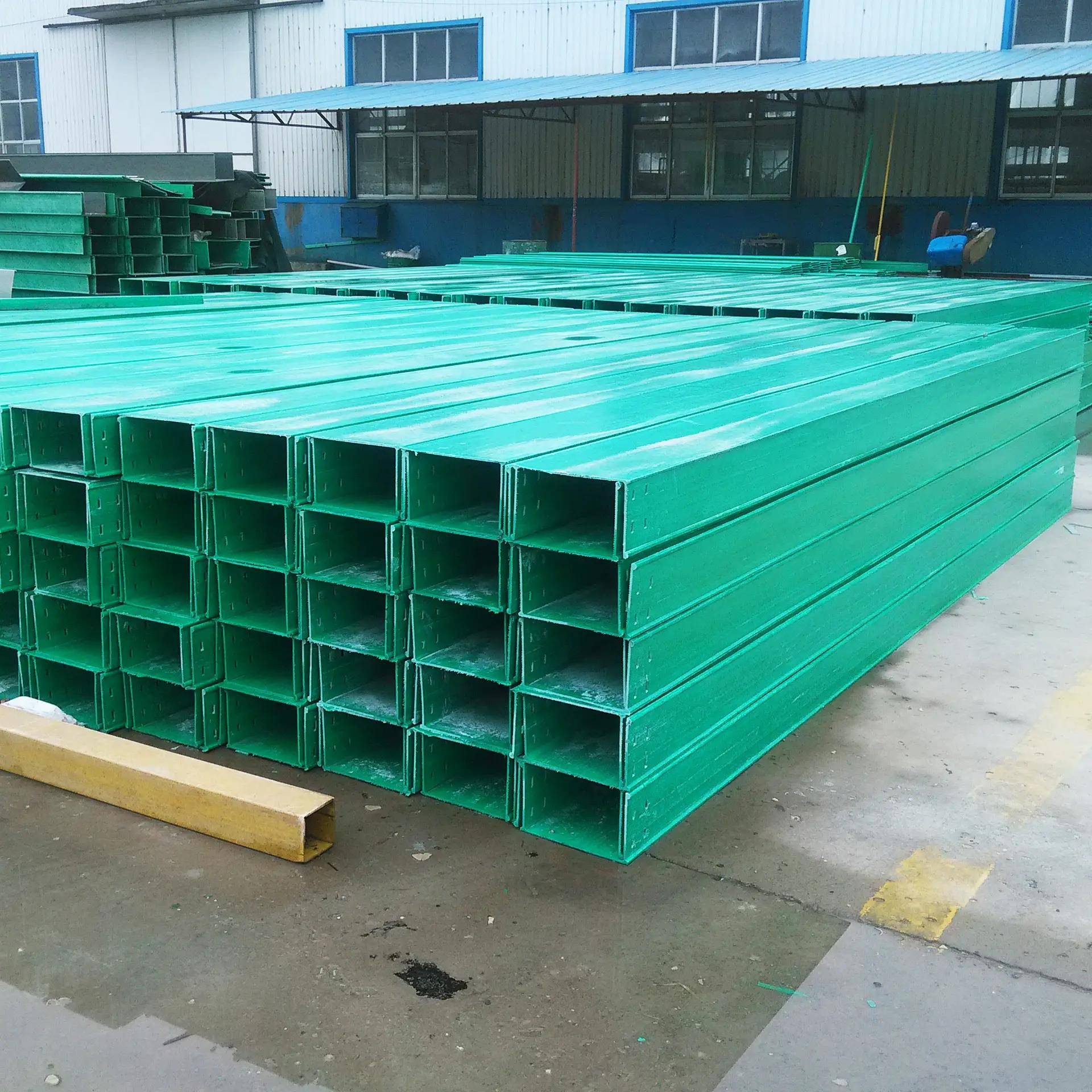 復(fù)合型玻璃鋼電纜橋架管箱選用規(guī)范_敷設(shè)_進行_國家標準